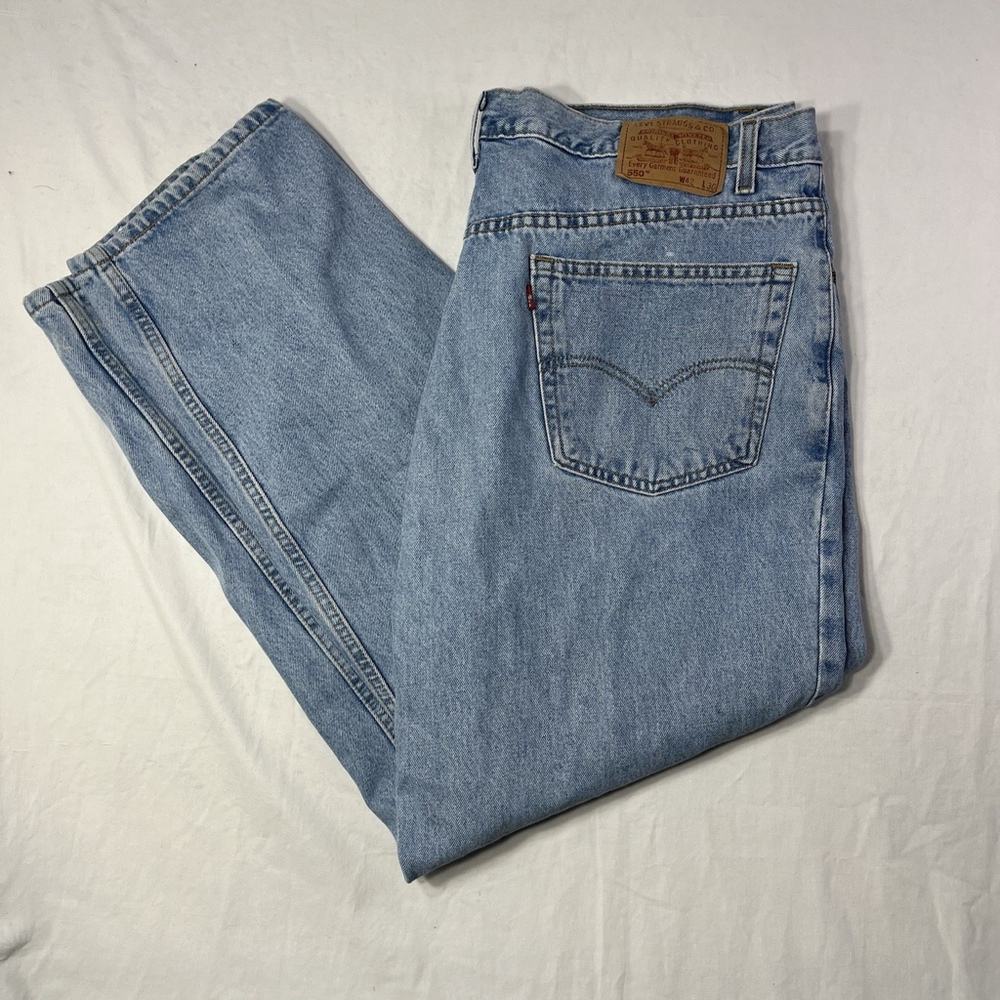 Vintage Levis 550 Jeans Mens 42x30 Blue Denim Relaxed Tapered Fit Stone Wash Y2K